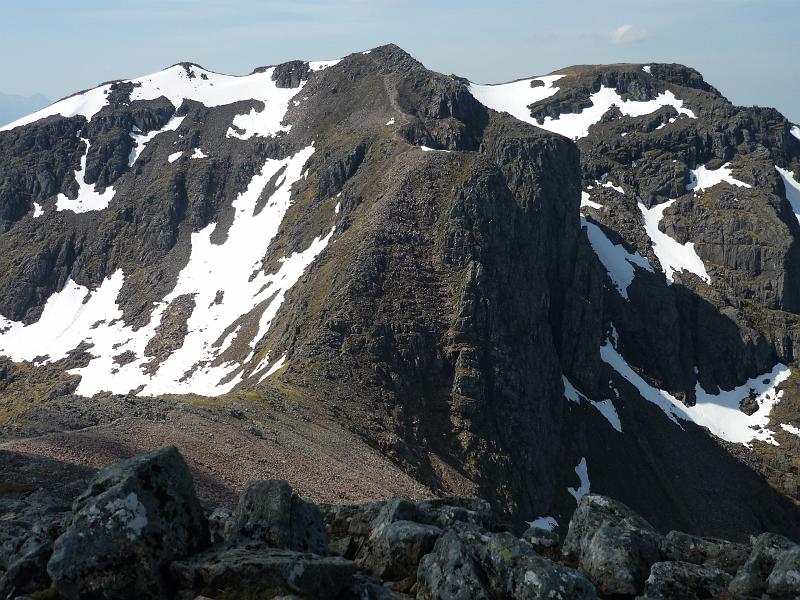 20090531_bideanambian_michi 029.jpg - Blick vom Stob Coire nan Lochan zum nächsten Ziel: Bidean nam Bian, seines Zeichens Michis erster Munro